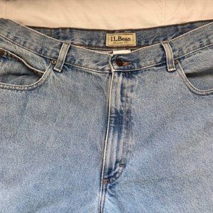 LL Bean Mens Faded Blue Denim Relaxed Fit Jeans 100% Cotton - Size 38 x 30 EUC